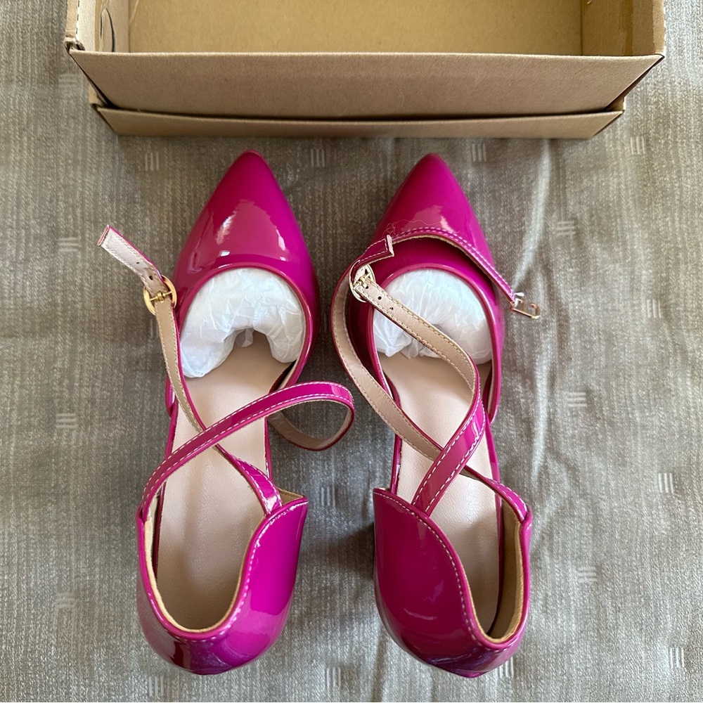 Fuscia Pink High Heels Size 6.5 Buckle Strap Pointy Toe NEW IN BOX - Picture 4 of 7